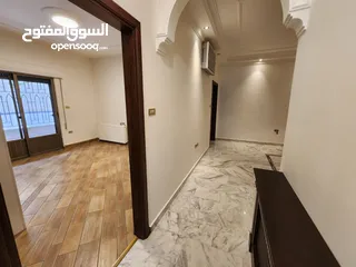  10 شقة فارغة للبيع في عبدون - ref : 14554