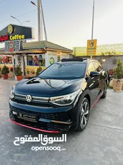  5 ‏Volkswagen ID6 black edition