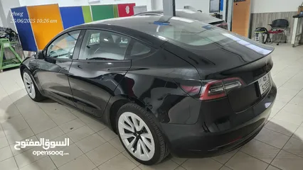  10 تيسلا موديل 3 لون فيراني ...2023 standard  plus  حرة تيسلا موديل 3 لون اسود .....2022 مجمركة