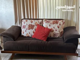  12 طقم كنب تركي بحاله ممتازه  طاولة سفره + 8 كراسي بتفتح الى 220سم  بوفيه زان  طاولو وسط زان  مزنون زان