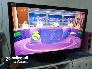  2 شاشه سامسونج 55 انش  بحاله الجديد