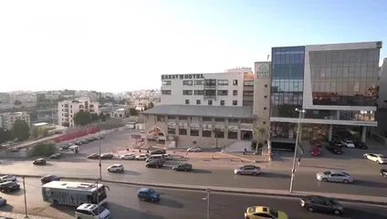  19 مجمع للبيع في ارقى مناطق عمان