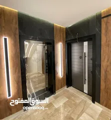  18 اخر شقه طابق ارضي تشطيبات الفندقية في حي الصحابة منطقة فلل