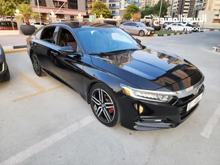  5 Honda Accord 2019