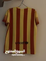  2 “تيشيرت برشلونة الأصلي (قميص كتالونيا) لموسم 2013/2014