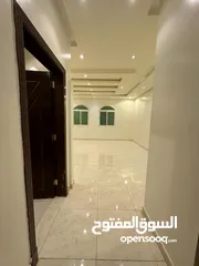  6 فيلاه لليجار