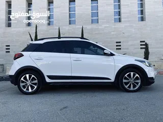  4 ميني جيب هيونداي آكتف للبيع