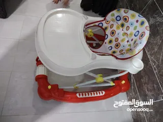  4 أدوات اطفال بحالة جيدة استعمال خفيف