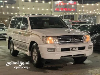  2 Toyota Land Cruiser 6V gcc 2003