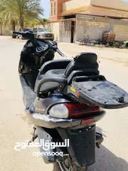  4 موطو ربي بارك مافيهاش ولا عيب تولع من نص طقة ايطاليا  150 cc للبيع