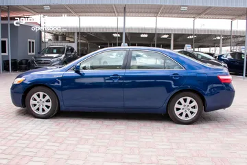  8 Toyota camry 2007 with sunroof تويوتا كامري فل مع فتحة سقف بحالة الوكالة