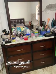  4 غرفة نوم بحاله ممتازه للبيع