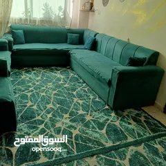  2 طقم كنب+سجادة للبيع بداعي السفر السعر75 الزرقاء جبل طارق