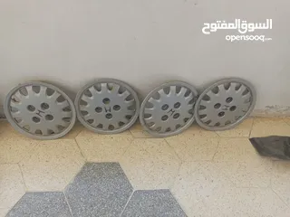  8 مجموعة قطع للبيع