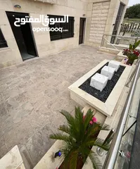  8 شبه أرضي 190 م مميز بمساحة واسعة وحديقة وكراج خاص 300متر جاهز للتسليم و بالاقساط في مرج الحمام