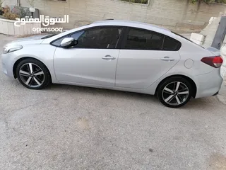  23 كيا K3  / ماتور 1600 /  ديزل / موديل 2017 اصل كوري /  فحص نخب / الأكثر طلبا