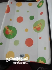  7 طاولة الغيار مع البانيو الخاص فيها من ماركة CAM  متحرك ب رفين