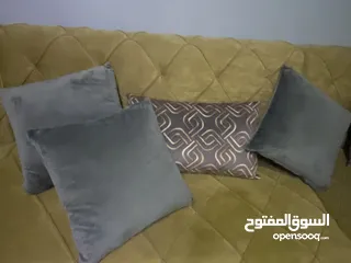  1 كنبتين مع ستاره نظيفه جدا