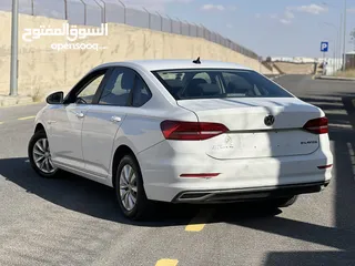  3 Volkswagen E Laveda 2019