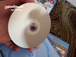  3 CD playstation 4 بحالة ممتاز