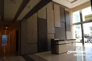  9 عيادات ومراكز طبيه للبيع مقابل المركز العربي الطبي وبجانب فندق الشيراتون (شركة رائد خلف للإسكان)