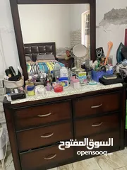  2 غرفة نوم للبيع بحاله ممتازه