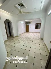  14 غرف مفروشة للموظفين العمانين في الخوض قرب دوار نماء وسوق الخوض / شامل
