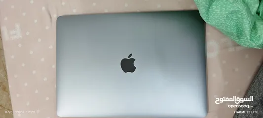  2 Mac book pro 2020