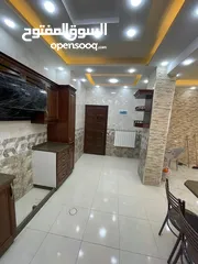  9 شقه فارغه للايجار في الجاردنز