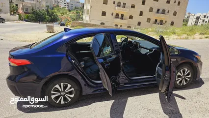  15 تويوتا كورولا 2020 هايبرد