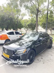  1 مرسيدس C300 2019 بممشى 49 الف KM