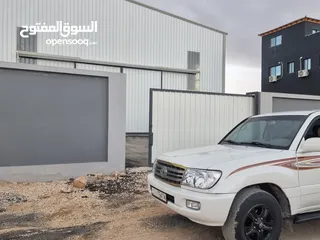  3 هنجر هناجر مستودعات للايجار بمساحات عديده  ممر عمان التنموي رجم الشامي ترخيص سحاب  القسطل