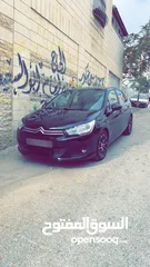  3 سيارة شبابيك مرتبة