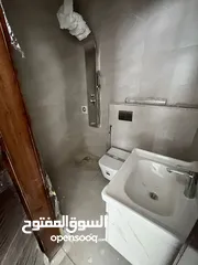  11 شقة 95م في جبل الزهور بالقرب من دوار الزهور