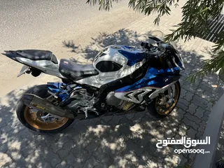  9 BMW s1000rr للبيع كاش او اقساط بنفس سعر الكاش دفعه وشيكات بنكيه ع سنتين