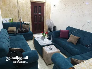  1 عفش بيت مستعمل استعمال بسيط شبه الجديد البيع بداعي السفر
