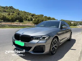  2 Bmw 530e M-Kit Hybrid plug in 2023 / وارد الوكيل ابو خضر