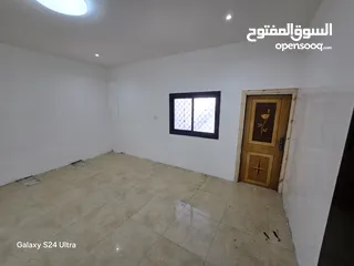  3 شقه 80 متر  للايجار شهري 750 شيكل