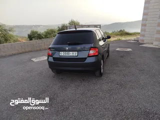  4 سكودا فابيا 2018 جير عادي متور 1000 تيربو بنزين قطارة بنزين كل 100 كيلو 50شيكل تقريباً