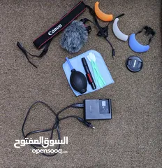  16 كاميرا كانون 250D مع عدسات احترافية