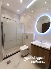  5 شقة للبيع سوبر ديلوكس مساحة 165 م2 في الجبيهة حي ابو العوف - خلف ديوان ال صمادي