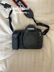  2 Canon EOS 5D mark IV camera body only
