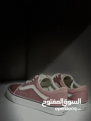  6 احذيه متسعمله للبيع