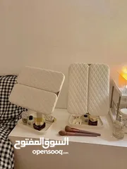  2 مراي مضيئه مع ستاند مكياج