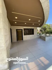  2 شقة ارضية على شارعين207 م داخلي 60م تراس امامي بتشطيب فاخر 3 نوم 2 ماستر مرج الحمام