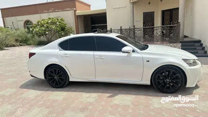  2 للبيع لكسز gs350 موديل 2013 صبغة وكاله ماشيه 180 الف كليو 6 سلندر وارد امريكا .