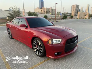  5 Dodge srt8 6.4L 2012