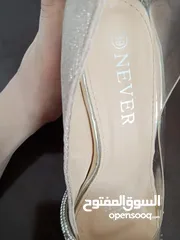  5 كعب بونيتا لون ذهبي بشريط الماس طول 7سم للبيع
