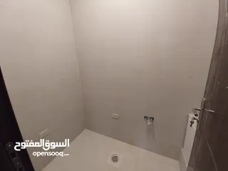  8 شقة غير مفروشة للإيجار ( Property 38688 )-175034701