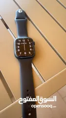  2 بحالة جيدة Apple Watch series 8 45mm